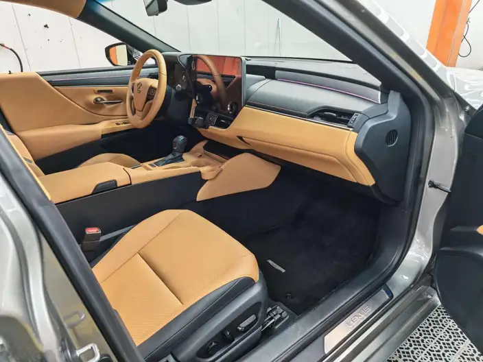 Lexus ES 2025 Model 200 Premium – фото 9