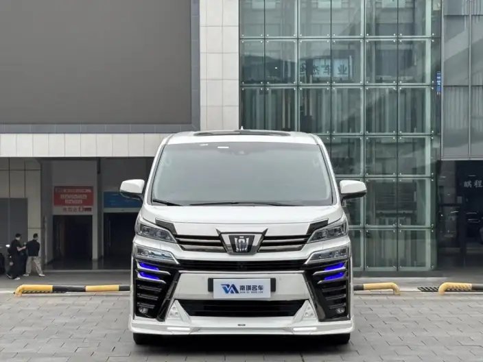 Vellfire 2021 Model Toyota Crown Hybrid 2.5L HV Deluxe Edition – фото 2