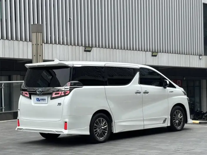 Vellfire 2021 Model Toyota Crown Hybrid 2.5L HV Deluxe Edition – фото 6