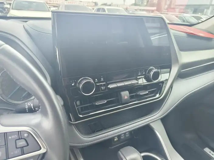 Toyota Highlander 2022 Model Hybrid 2.5L 4WD Premium Edition 7 seat – фото 10