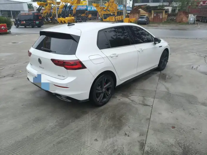 Volkswagen Golf 2021 Model 280TSI DSG R-Line – фото 6