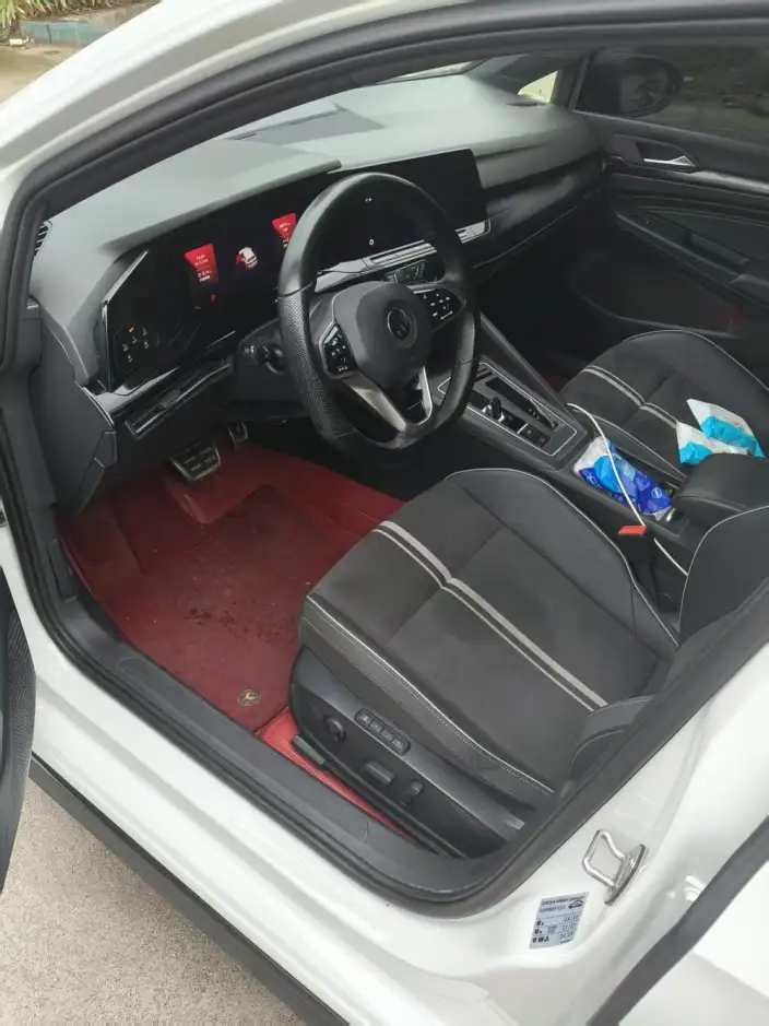Volkswagen Golf 2021 Model 280TSI DSG R-Line – фото 7