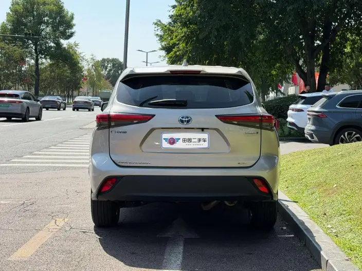 Toyota Highlander 2022 Model Hybrid 2.5L 4WD Elite Edition 7 seat – фото 5