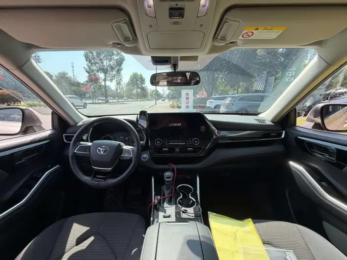 Toyota Highlander 2022 Model Hybrid 2.5L 4WD Elite Edition 7 seat – фото 6