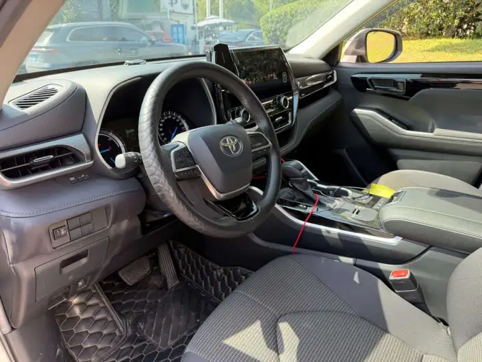 Toyota Highlander 2022 Model Hybrid 2.5L 4WD Elite Edition 7 seat – фото 10