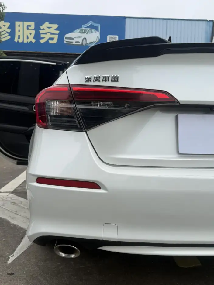Honda Civic 2022 Model 240TURBO CVT Combustion Edition – фото 9