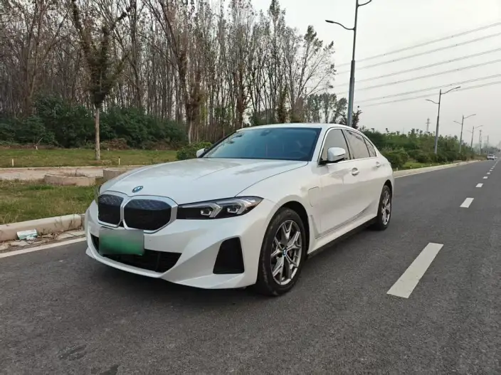 BMW i3 2025 Model eDrive35L – фото 1