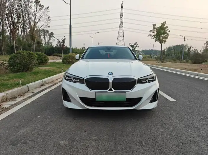 BMW i3 2025 Model eDrive35L – фото 2