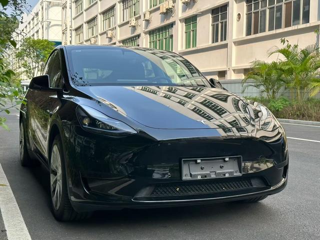 Tesla Model Y 2022 Facelift RWD – фото 3