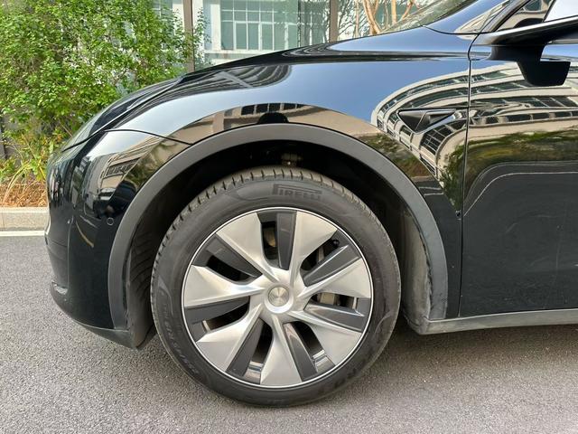 Tesla Model Y 2022 Facelift RWD – фото 9