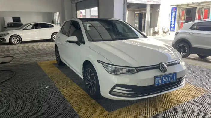 Volkswagen Golf 2024 Model 280TSI DSG Pro Lexiang Edition