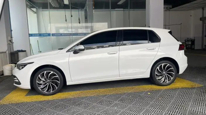 Volkswagen Golf 2024 Model 280TSI DSG Pro Lexiang Edition