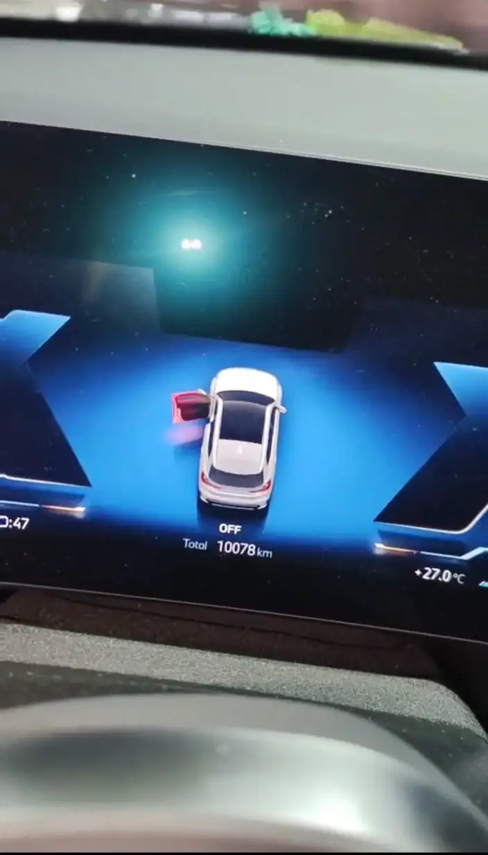 BMW X1 2026 Model sDrive25Li M Sports Set – фото 8