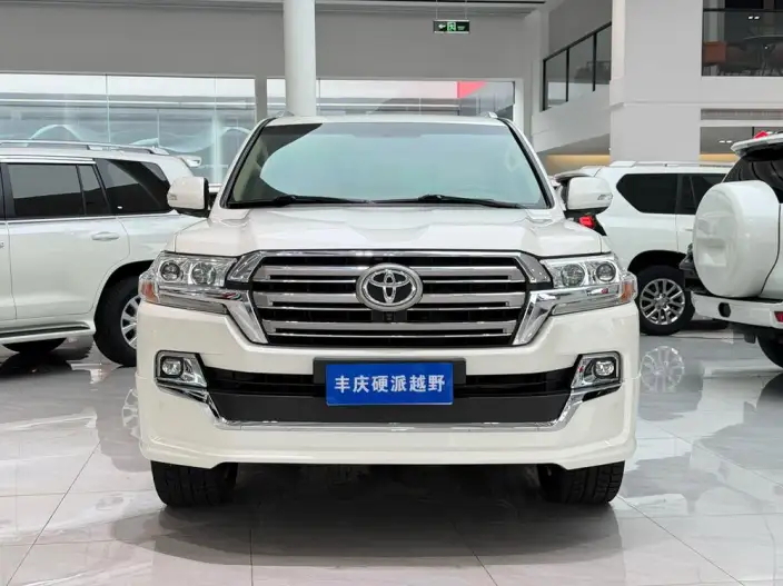 Land Cruiser （import 2020 Model 4.0L Automatic 4WD 7 seat Parallel Imported