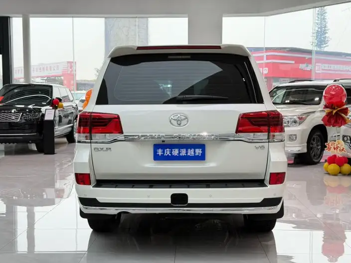 Land Cruiser (import 2020 Model 4.0L Automatic 4WD 7 seat Parallel Imported – фото 5