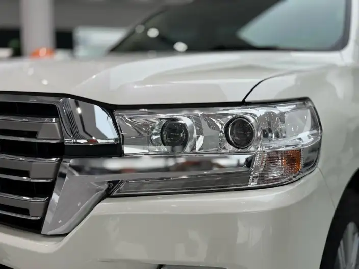 Land Cruiser (import 2020 Model 4.0L Automatic 4WD 7 seat Parallel Imported – фото 8