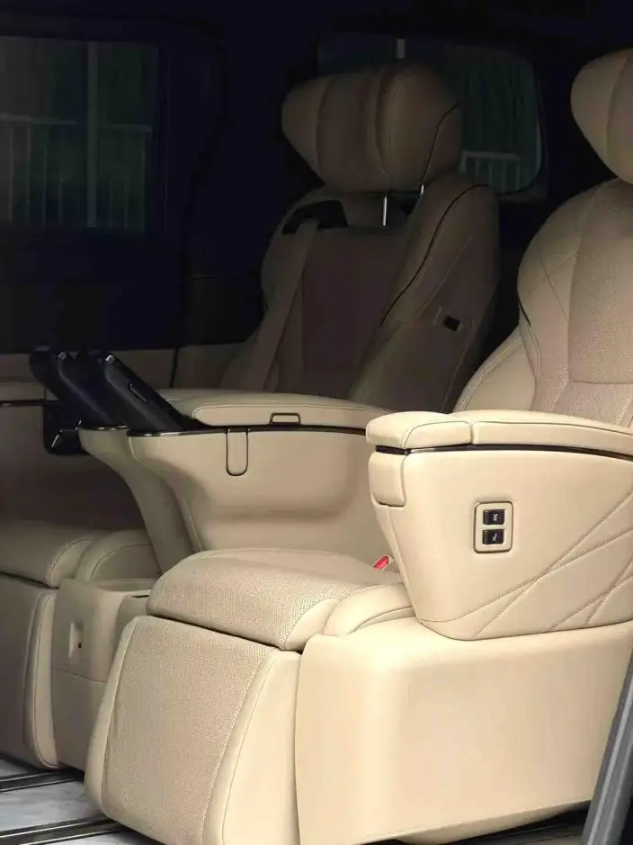 Elfa 2023 Model 2.5L Intelligent Hybrid 4WD Premium – фото 6