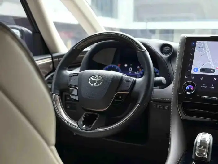 Elfa 2023 Model 2.5L Intelligent Hybrid 4WD Premium – фото 8