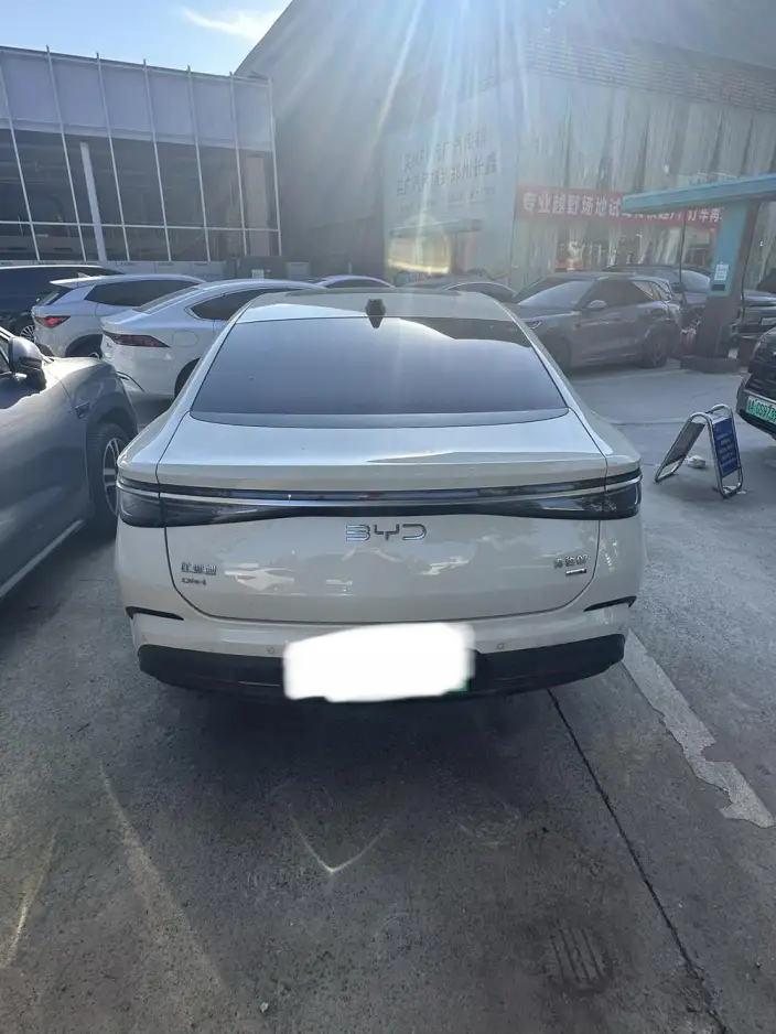 BYD Seal 07DM 2026 Model DM-i 230KM Flagship Model – фото 8