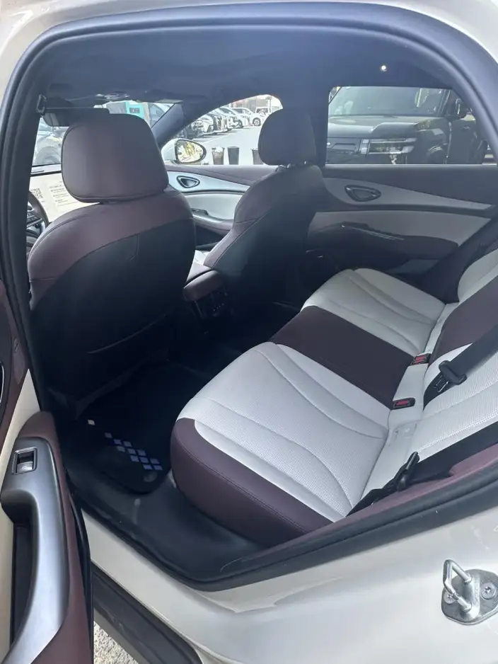 BYD Seal 07DM 2026 Model DM-i 230KM Flagship Model – фото 10