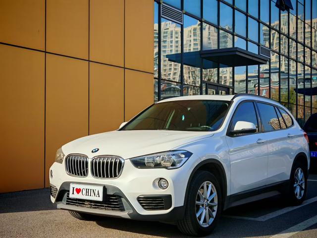 BMW X1 2019 sDrive18Li Fashion – фото 1