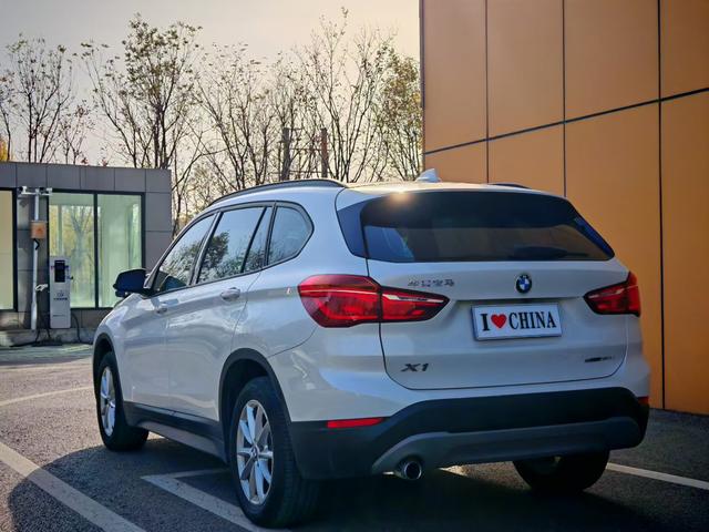 BMW X1 2019 sDrive18Li Fashion – фото 6