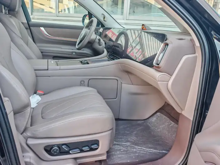 Aito M9 2024 Model Extended Range Ultra VI seat Edition – фото 7