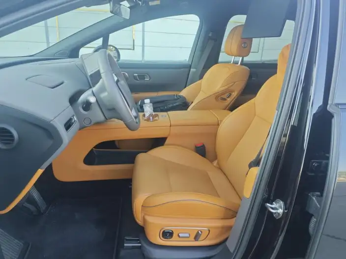 Li Auto i6 2025 Model 2WD Standard Edition – фото 8