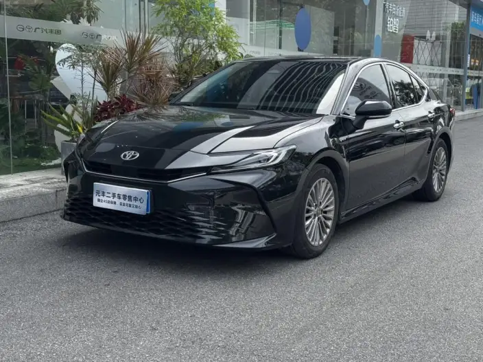 Toyota Camry 2024 Model Hybrid 2.0HGVP Deluxe Edition