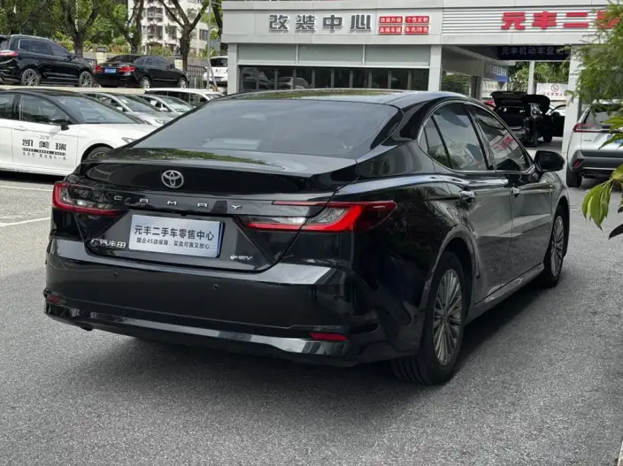 Toyota Camry 2024 Model Hybrid 2.0HGVP Deluxe Edition – фото 7