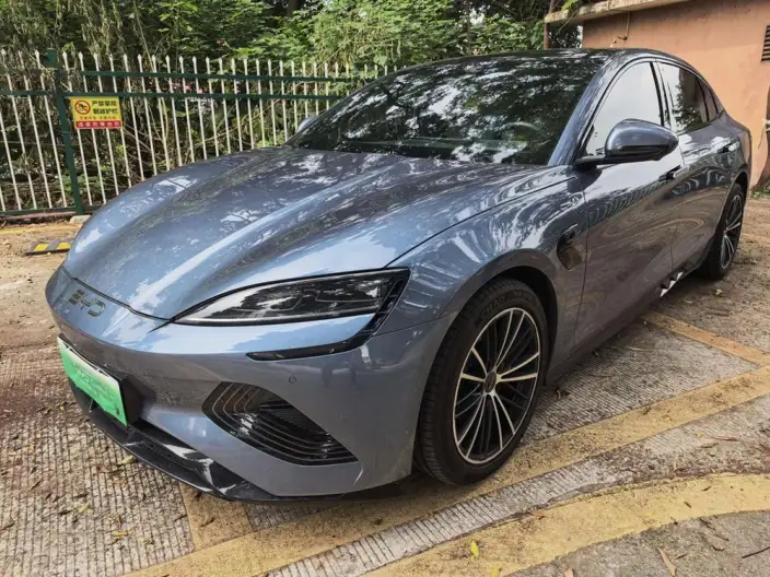 BYD Seal 2022 Model 550KM Standard Battery Life Rear Drive Edition Noble Model