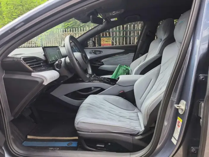 BYD Seal 2022 Model 550KM Standard Battery Life Rear Drive Edition Noble Model – фото 6