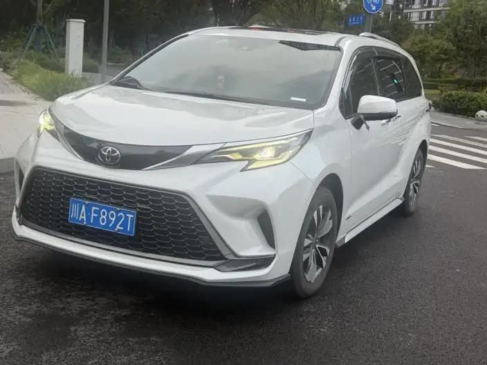 Granvia 2024 Model Intelligent Hybrid 2.5L 4WD Noble PLUS Edition