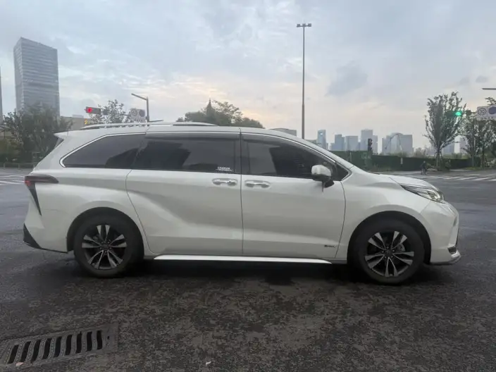 Granvia 2024 Model Intelligent Hybrid 2.5L 4WD Noble PLUS Edition – фото 7
