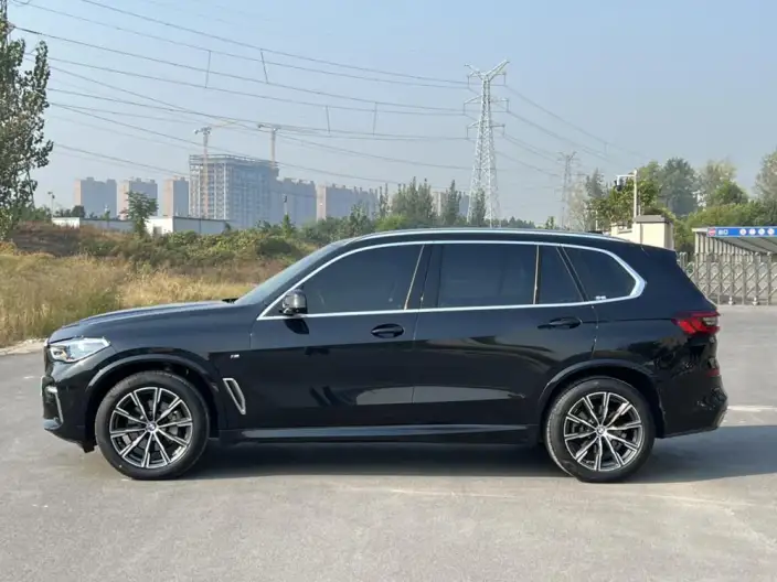 BMW X5 2022 Model xDrive 30Li Exclusive Model M Sports Set
