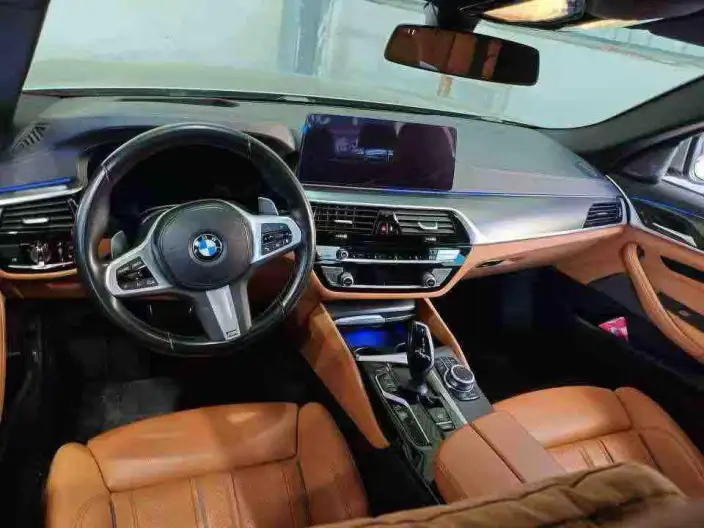 BMW 5 Series Imported 2022 Model 540i Fashion edition M Sports Set – фото 6