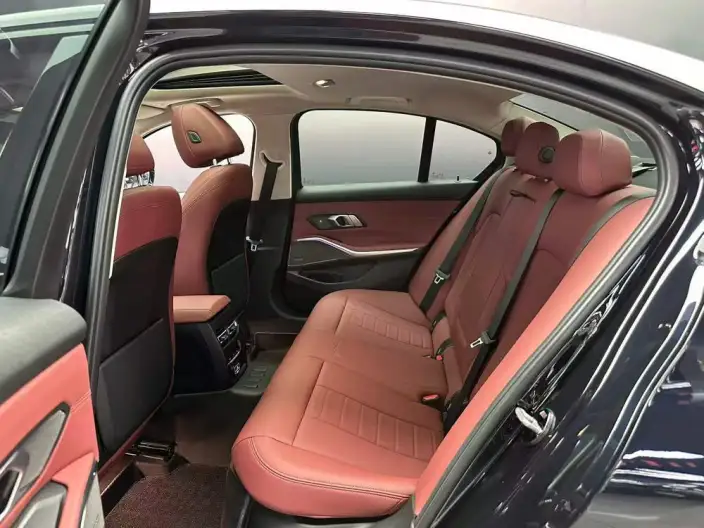 BMW 3 Series 2021 Model 330i M Sports Night Set – фото 7