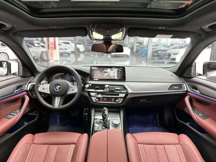 BMW 5 Series 2023 Model 530Li Exclusive Model M Sports Set – фото 5