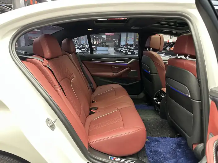 BMW 5 Series 2023 Model 530Li Exclusive Model M Sports Set – фото 9