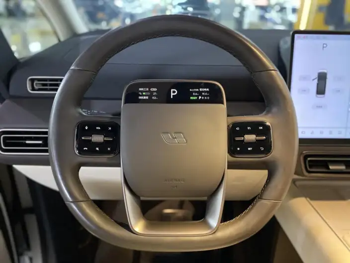 Li Auto MEGA 2024 Model Ultra Edition – фото 10