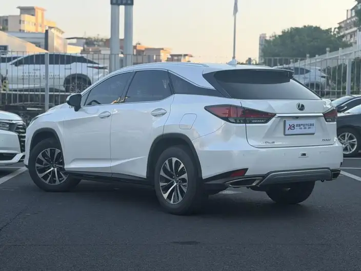 Lexus RX 2020 Model Facelift 300 2WD Comfort Edition