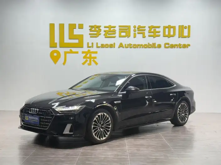 Audi A7 L 2024 Model 45 TFSI Luxury Model – фото 1