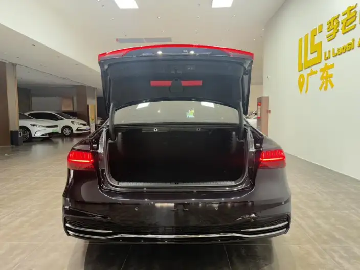 Audi A7 L 2024 Model 45 TFSI Luxury Model – фото 6