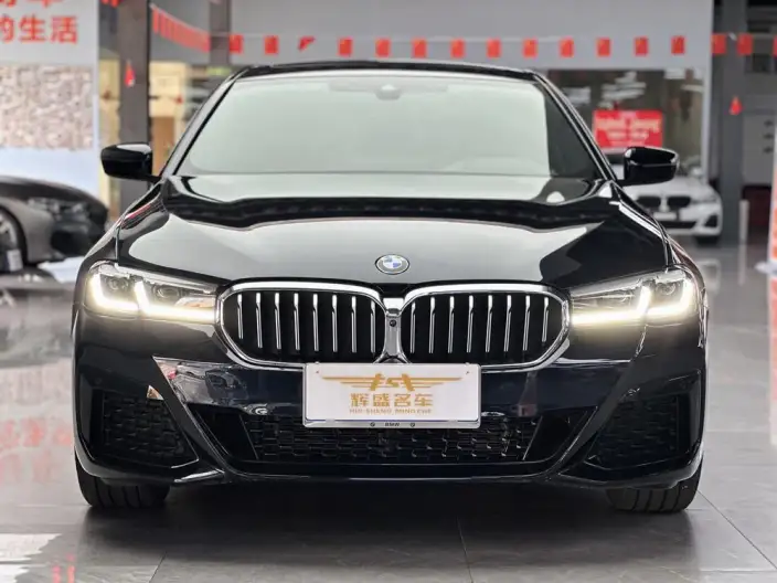 BMW 5 Series 2023 Model 530Li Exclusive Model M Sports Set – фото 2