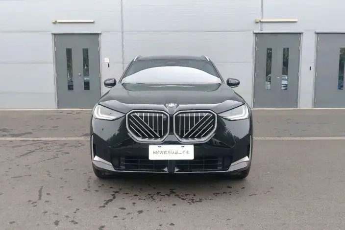 BMW X3 2025 Model xDrive25L Luxury Set – фото 2