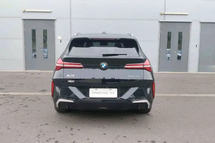 BMW X3 2025 Model xDrive25L Luxury Set – фото 4