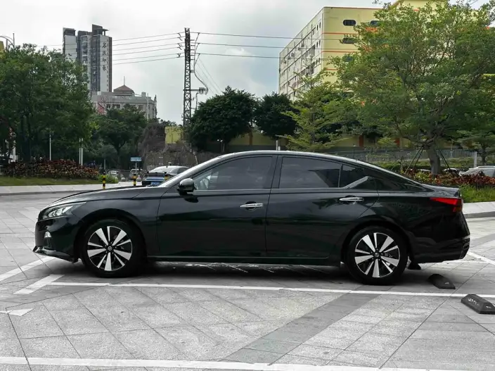 Nissan Teana 2021 Model 2.0L XL Upper AD1 Zhixing Pilot Edition – фото 4