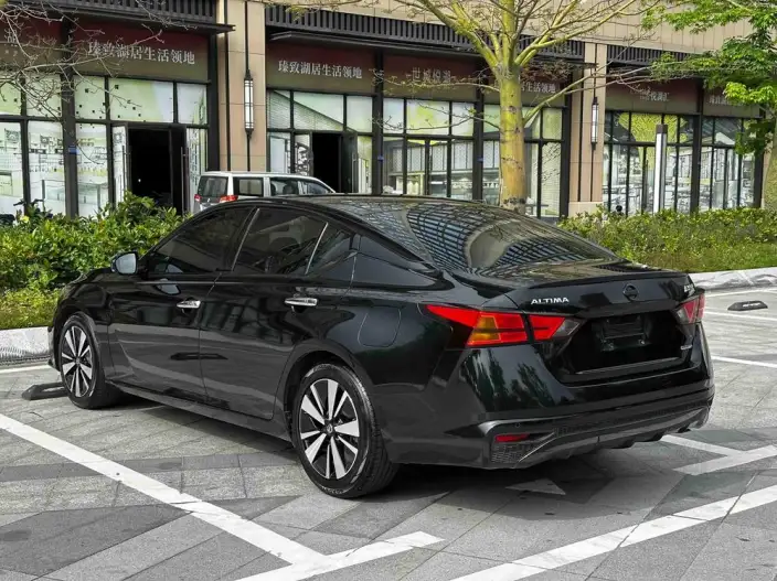 Nissan Teana 2021 Model 2.0L XL Upper AD1 Zhixing Pilot Edition – фото 5
