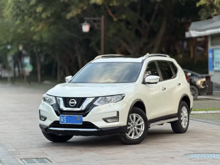 Nissan X-Trail 2020 Model 2.0L CVT Smart Connect Comfort Edition 2WD – фото 1
