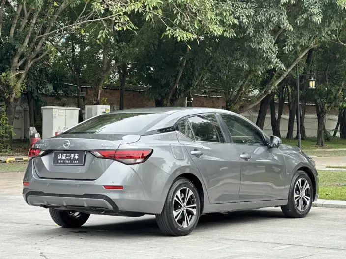 Nissan Sylphy 2022 Model 1.6L XL CVT Yuexiang Edition – фото 6